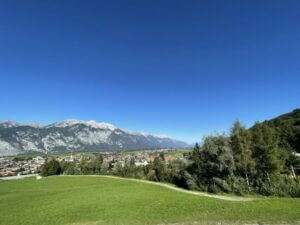 Blick ins Tiroler Unterland und Axams