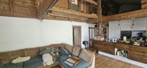 Küchen- Wohnbereich mit Mansarde